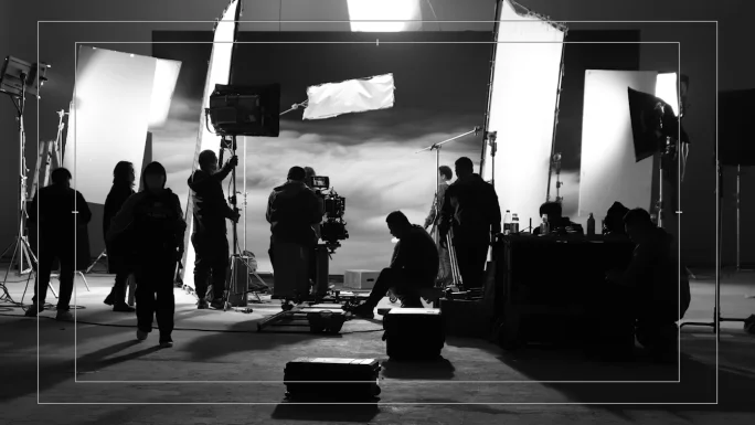 鲍鱼tv专业拍摄团队工作场景